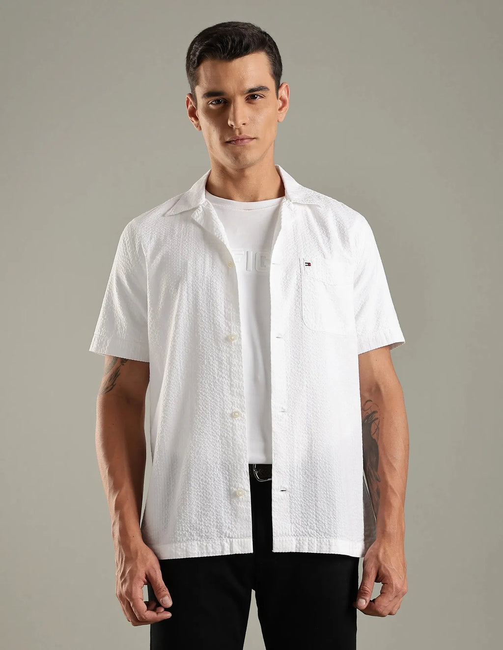 Tommy Hilfiger Men's Short Sleeve Casual Button Down Shirt White