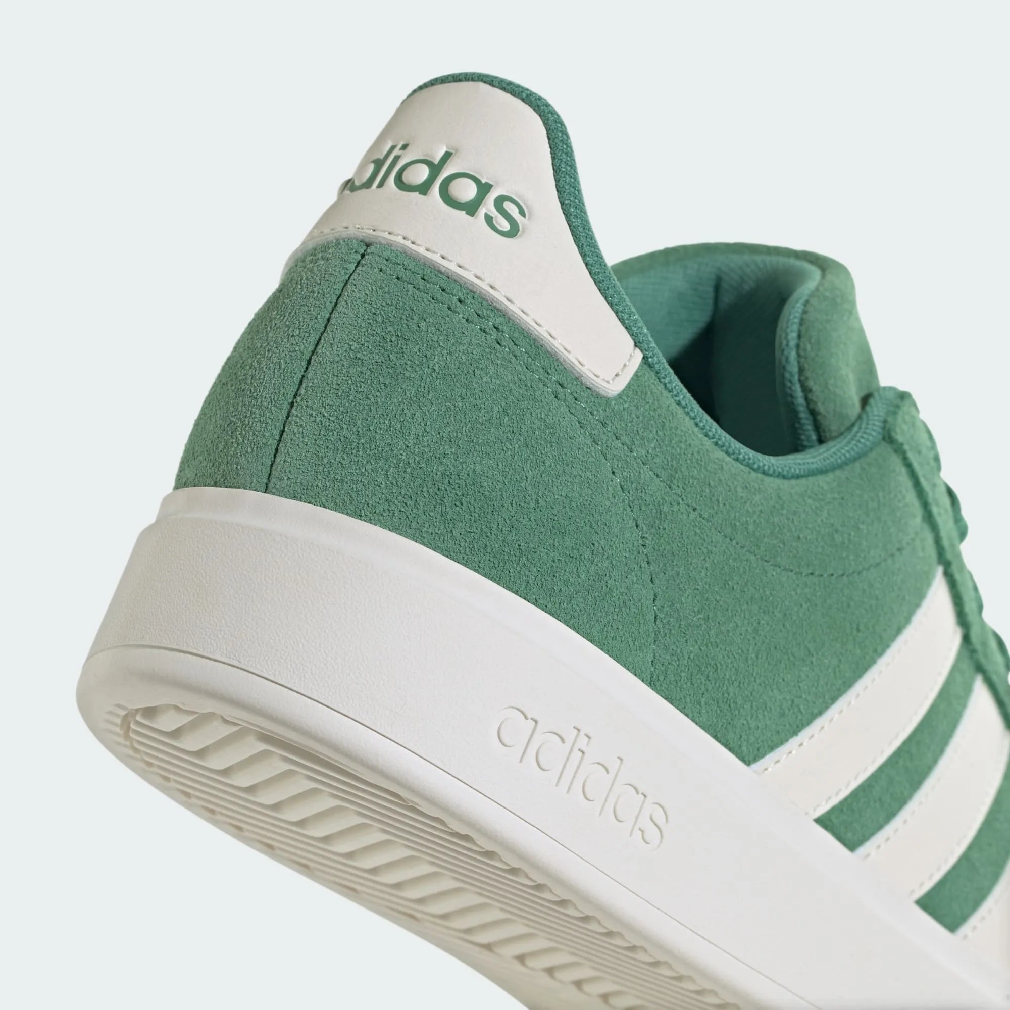 Adidas VL Court 3.0 Sneakers – Green / White / White Gum Sole