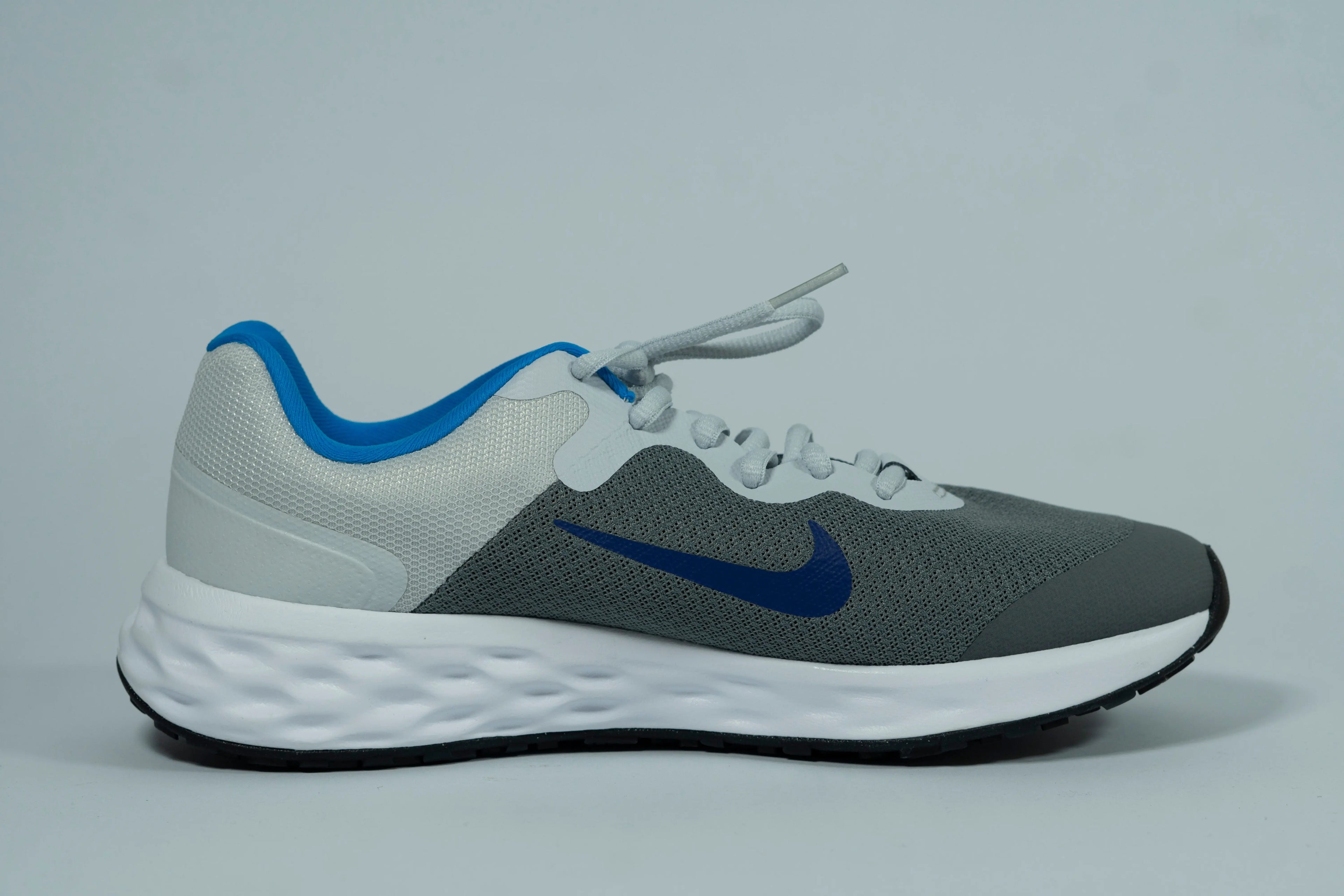 Nike Revolution 6 Kid’s Running Shoes – Grey & Blue Tommynippon