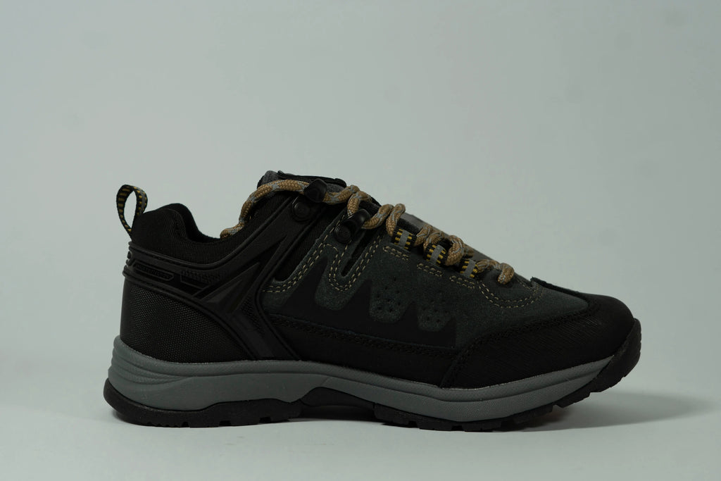 Kid’s Waterproof Outdoor Hiking Shoes – Durable Anti-Slip Trekking Trainers in Black & Grey Tommynippon