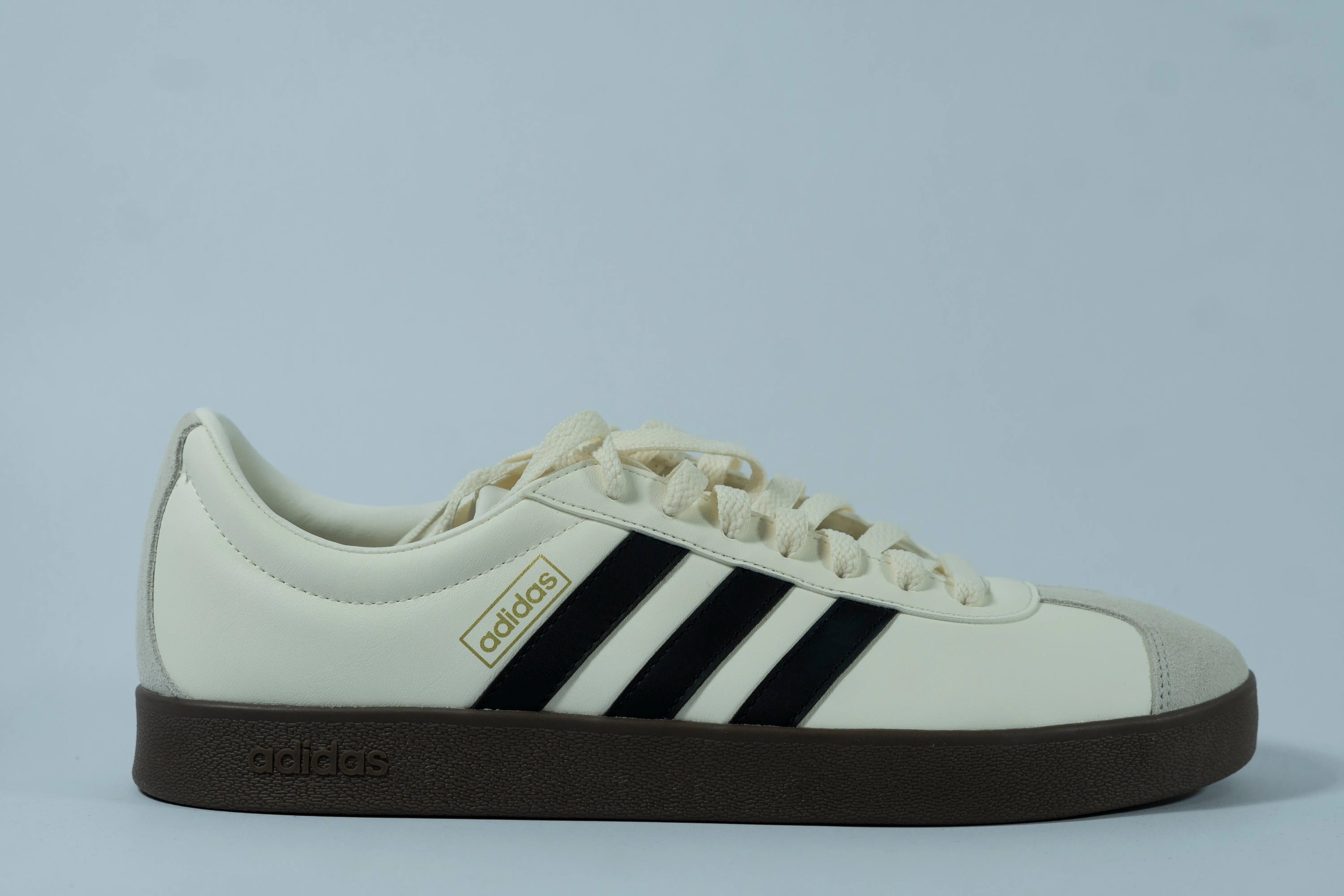 Adidas VL Court 3.0 – Off White & Black | Classic Retro Men’s Sneakers with Gum Sole Tommynippon