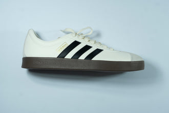 Adidas VL Court 3.0 – Off White & Black | Classic Retro Men’s Sneakers with Gum Sole