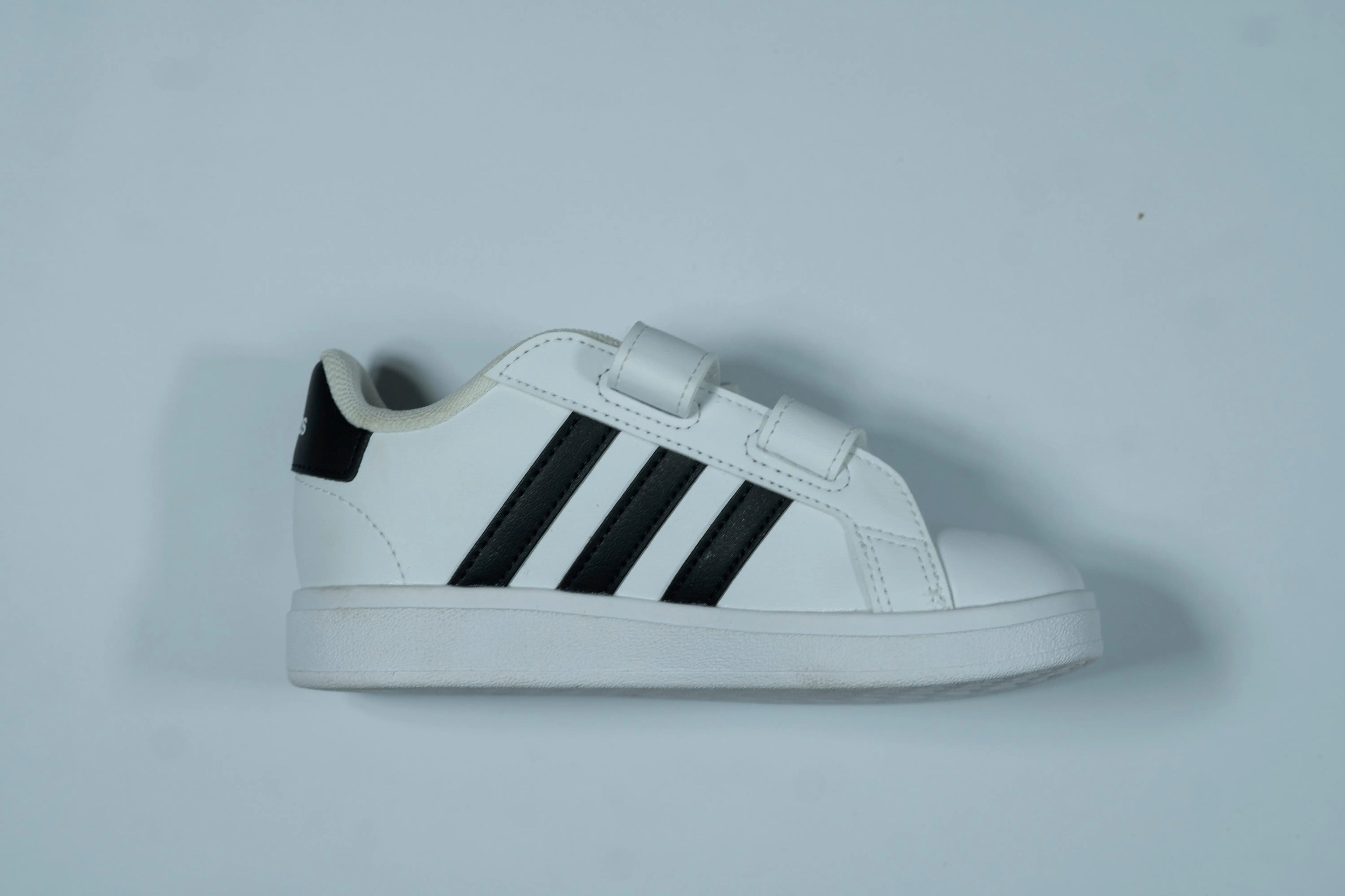 Adidas Kids’ White Sneakers – Classic Black Stripes with Double Velcro Closure Tommynippon