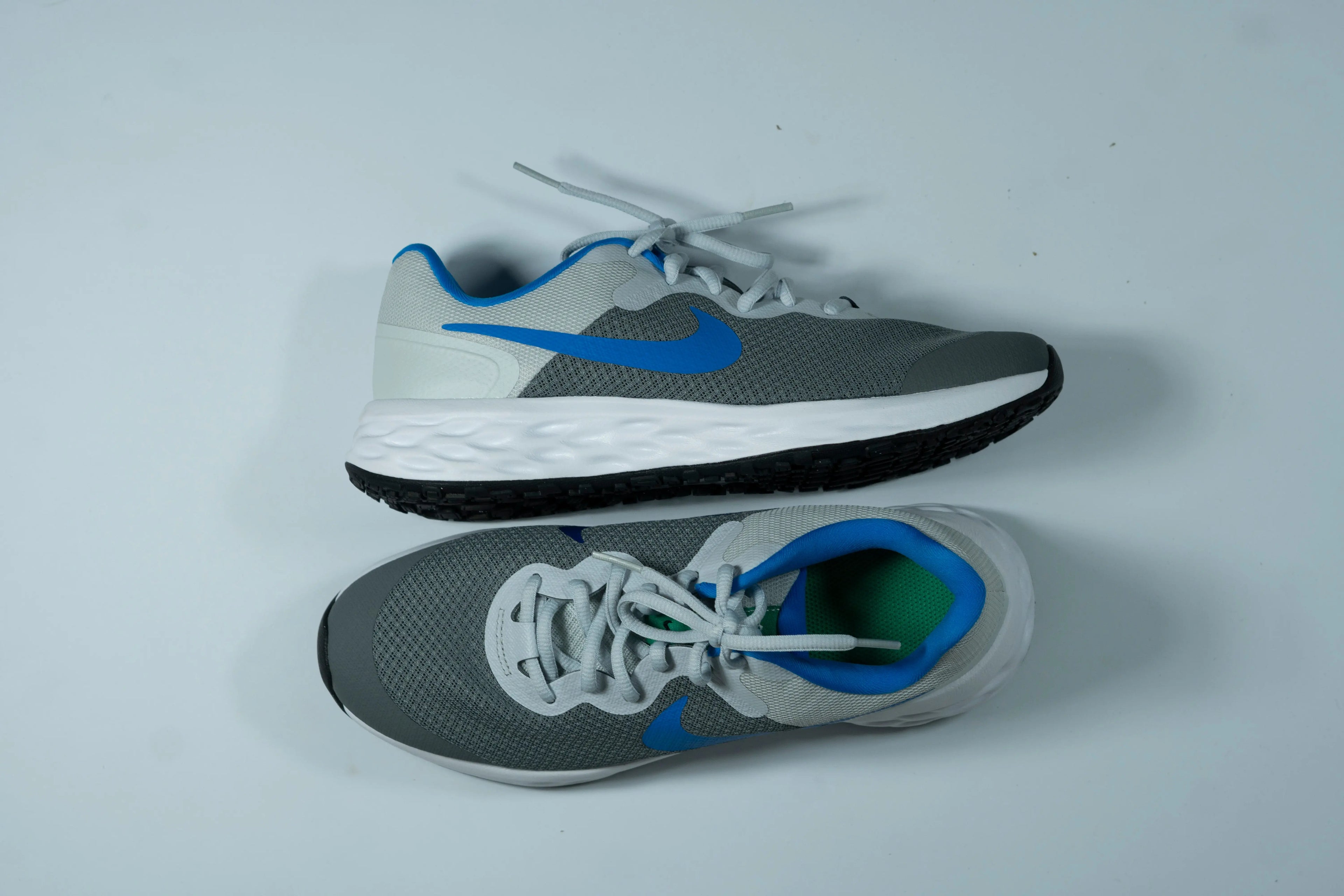 Nike Revolution 6 Kid’s Running Shoes – Grey & Blue Tommynippon